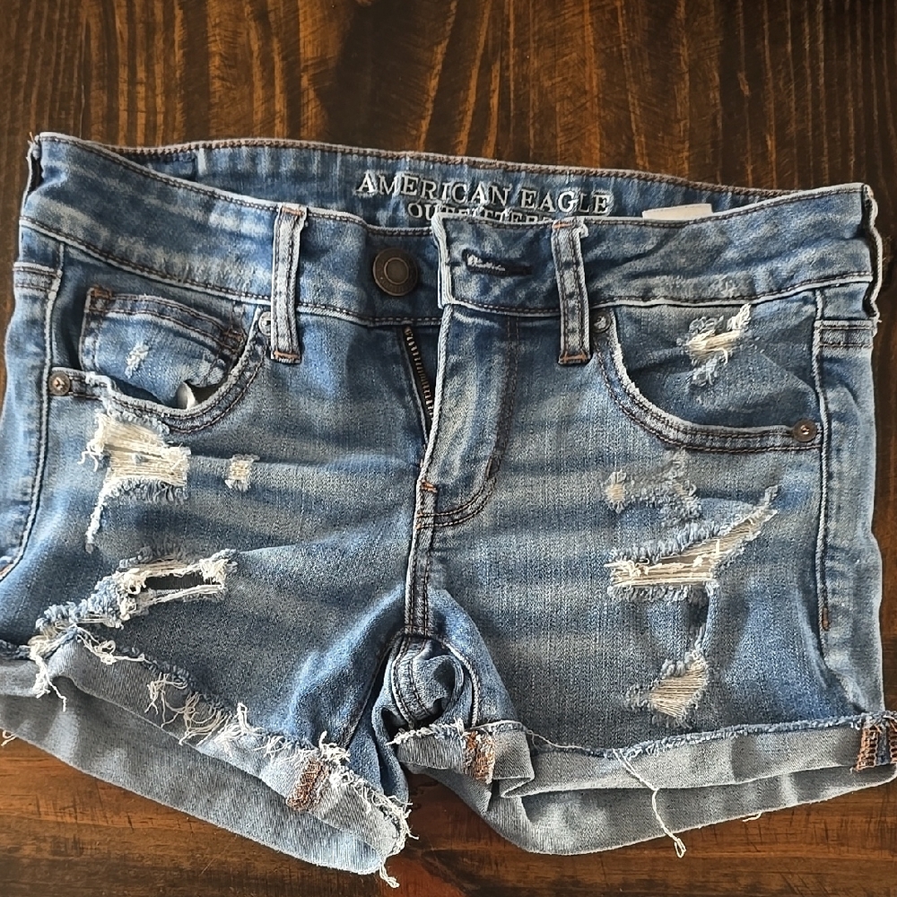 American Eagle Outfitters Women's Blue Denim Shorts